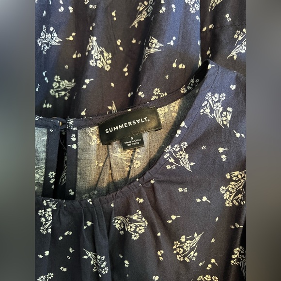 Summersalt Tiered Midi Dress - Cottage Floral in Midnight size S - Picture 8 of 9